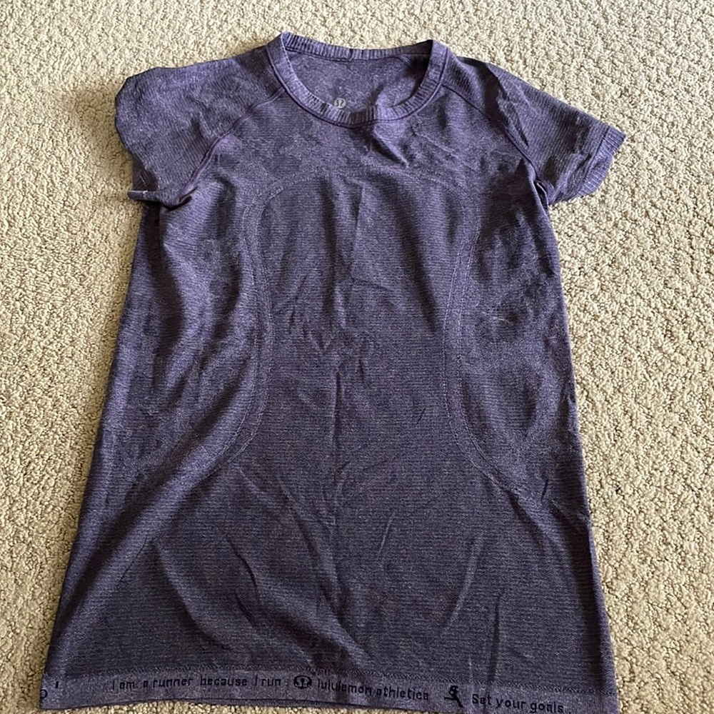 Lululemon Tee